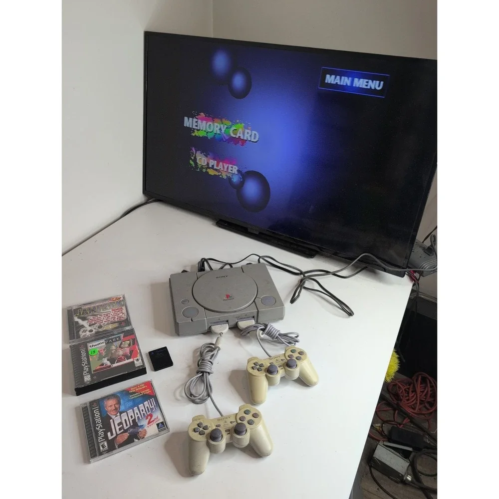 Sony PlayStation 1 Console PS1 SCPH-5501 Tested W/ 2 Controllers And 3 Games